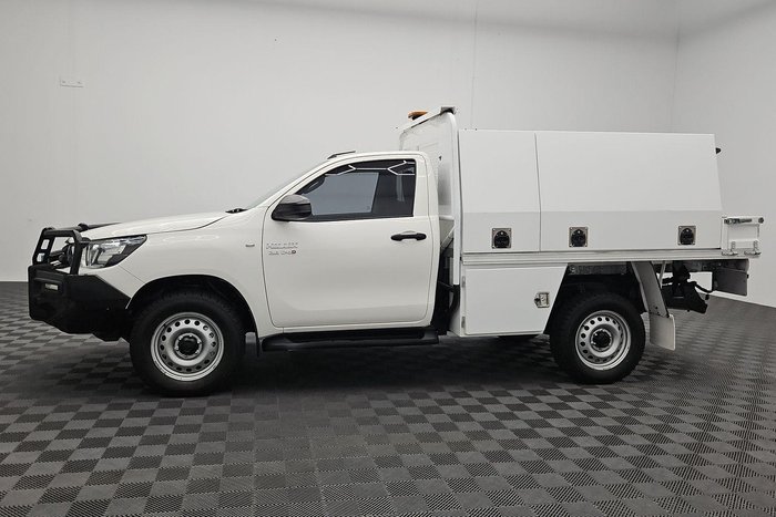2019 Toyota Hilux SR