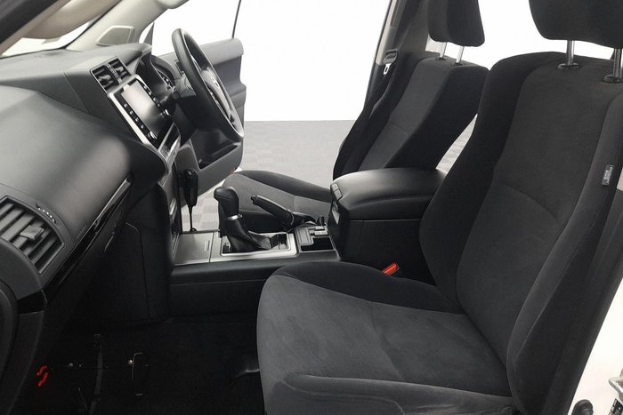 2022 Toyota Landcruiser Prado GX