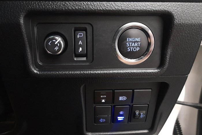 2022 Toyota Landcruiser Prado GX