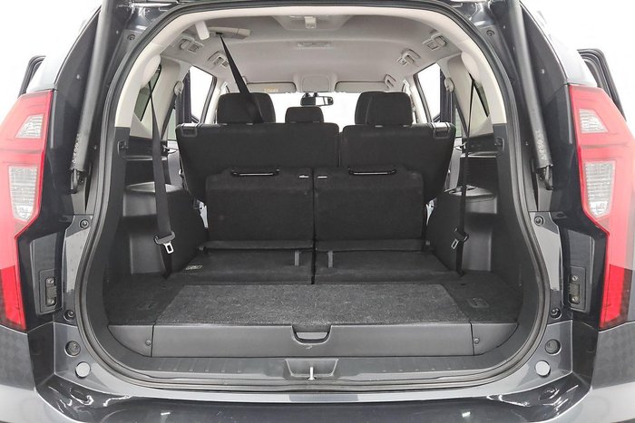 2023 Mitsubishi Pajero Sport GLS