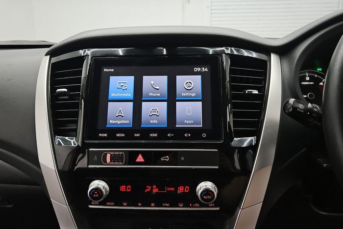 2023 Mitsubishi Pajero Sport GLS