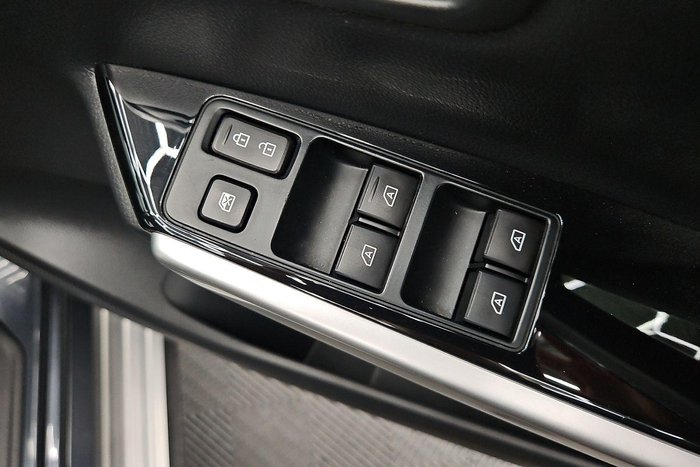 2023 Mitsubishi Pajero Sport GLS