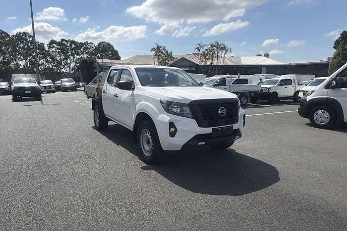 2022 Nissan Navara SL