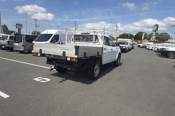2022 Nissan Navara SL