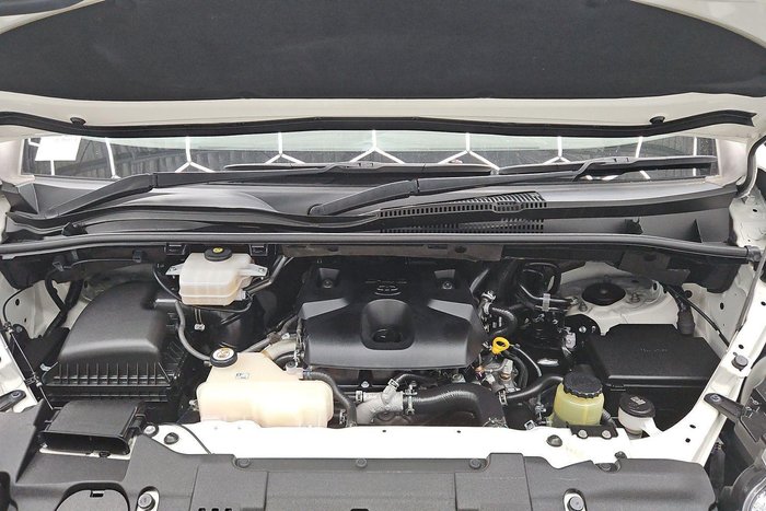 2020 Toyota Hiace Commuter GL