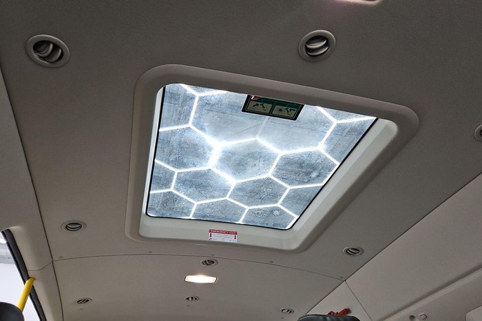 2020 Toyota Hiace Commuter GL