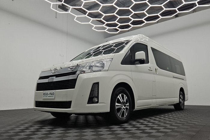 2020 Toyota Hiace Commuter GL