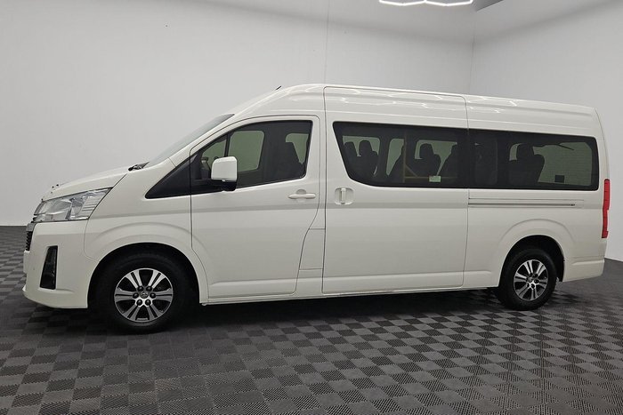 2020 Toyota Hiace Commuter GL