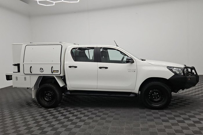 2018 Toyota Hilux SR