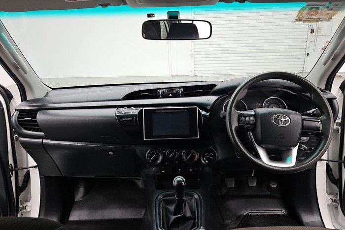 2018 Toyota Hilux SR