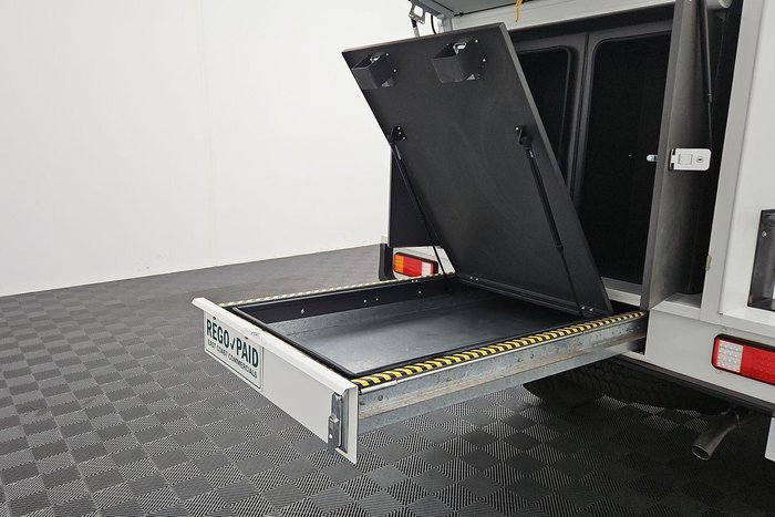 2018 Toyota Hilux SR