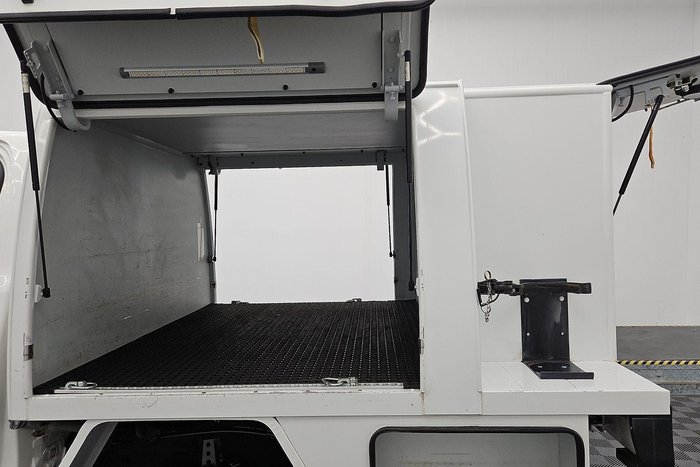 2018 Toyota Hilux SR