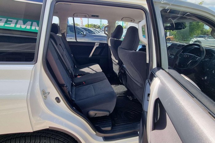 2023 Toyota Landcruiser Prado GXL