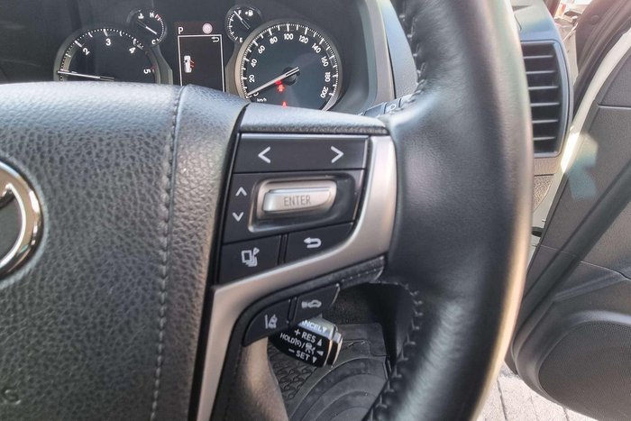 2023 Toyota Landcruiser Prado GXL