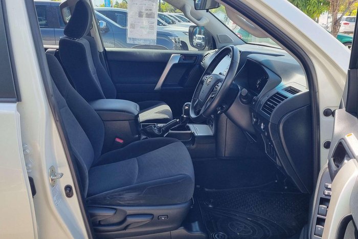 2023 Toyota Landcruiser Prado GXL