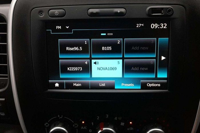 2021 Renault Trafic Premium 125kW