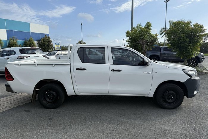 2020 Toyota Hilux Workmate