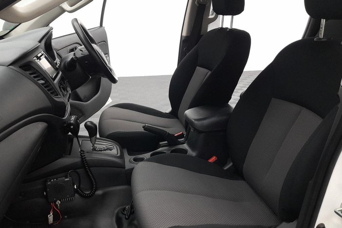 2022 Mitsubishi Triton GLX