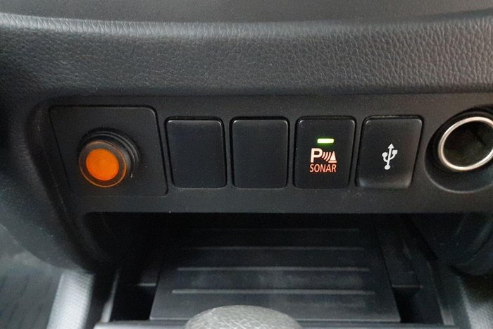 2022 Mitsubishi Triton GLX