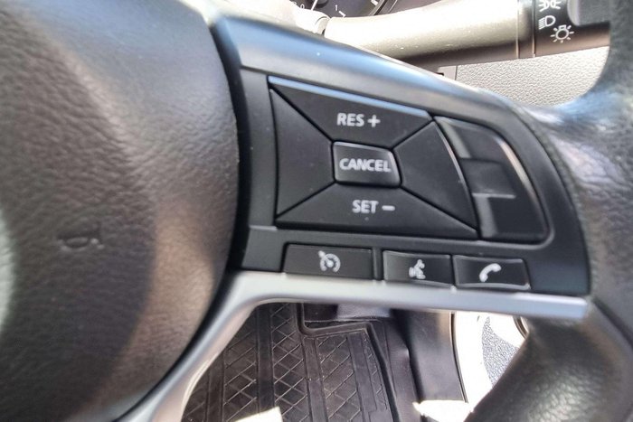 2021 Nissan Navara SL