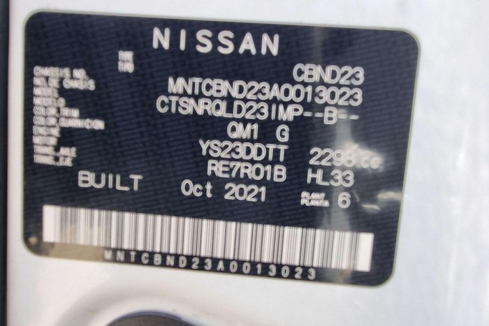 2021 Nissan Navara SL