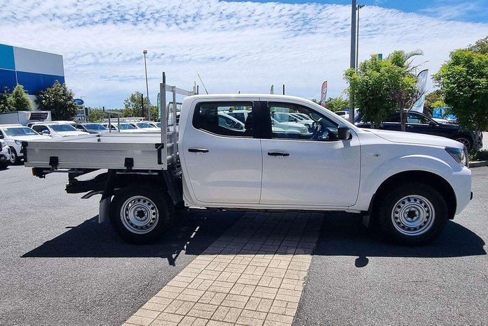 2021 Nissan Navara SL