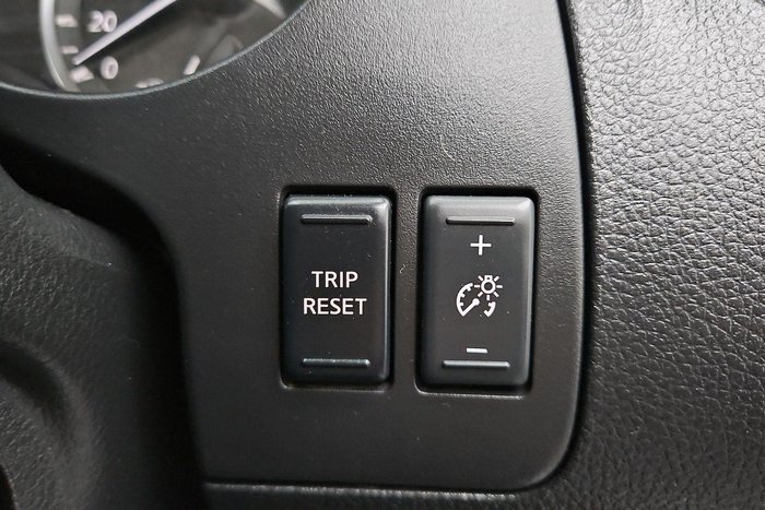 2021 Nissan Navara SL