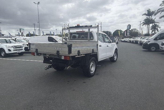2021 Nissan Navara SL