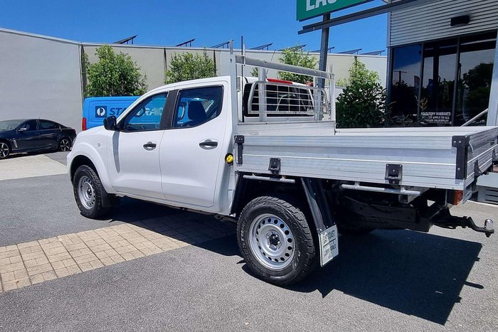 2021 Nissan Navara SL