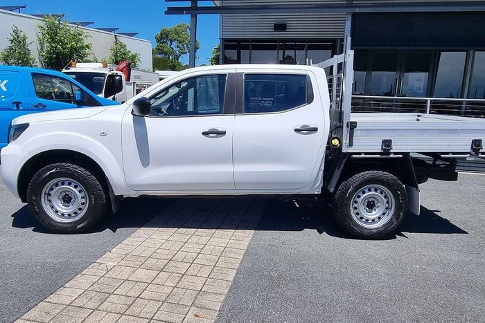 2021 Nissan Navara SL