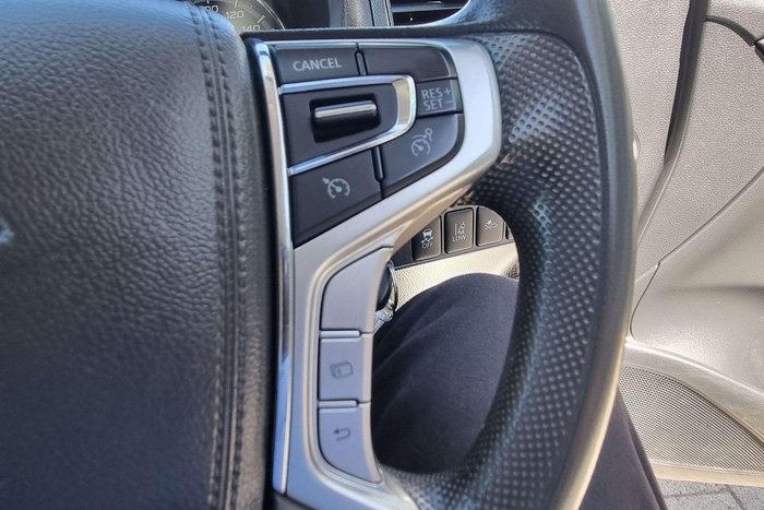 2022 Mitsubishi Triton GLX