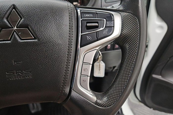 2022 Mitsubishi Triton GLX