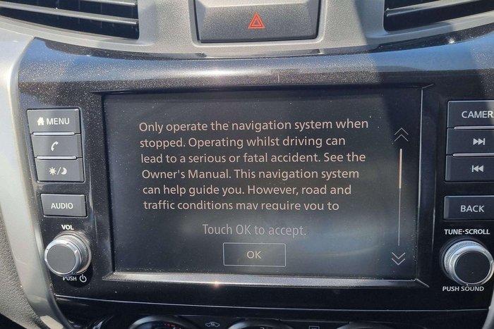 2021 Nissan Navara SL