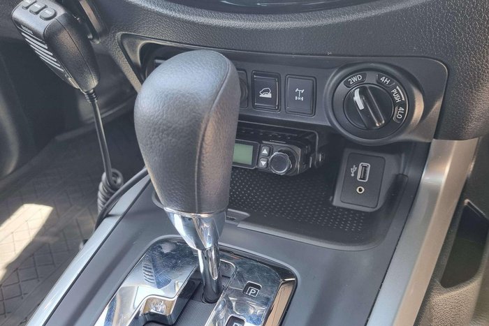 2021 Nissan Navara SL