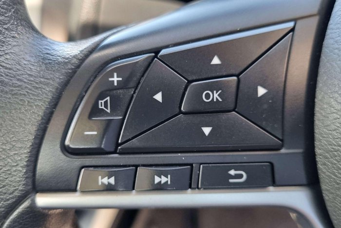 2021 Nissan Navara SL