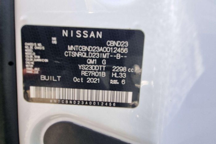 2021 Nissan Navara SL