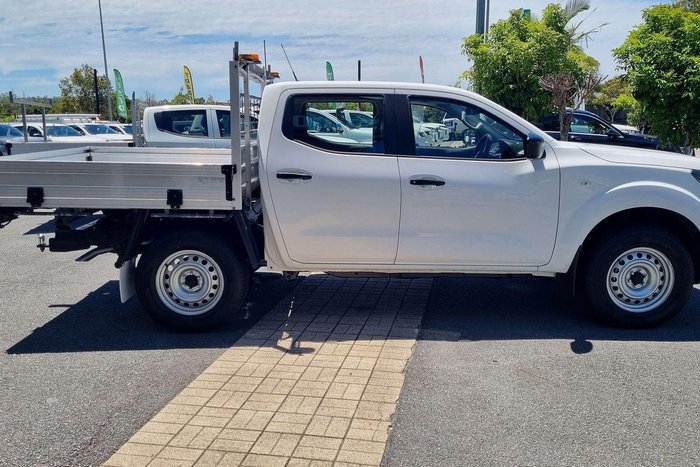 2021 Nissan Navara SL