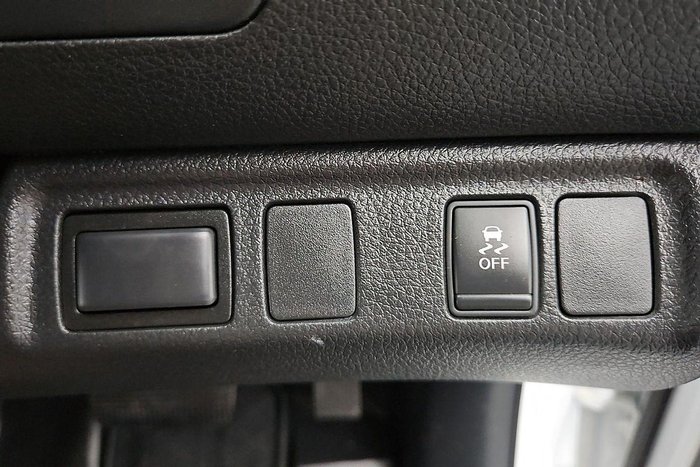 2021 Nissan Navara SL