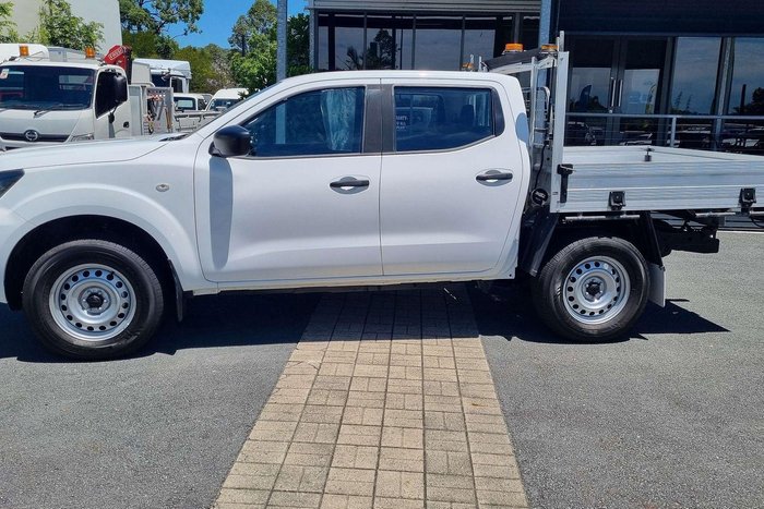 2021 Nissan Navara SL