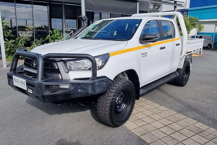 2022 Toyota Hilux SR