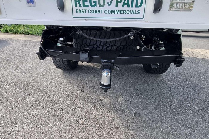 2022 Toyota Hilux SR