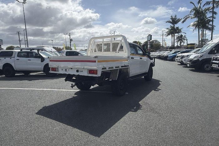 2022 Toyota Hilux SR