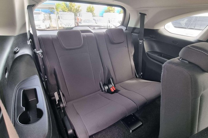 2022 Isuzu MU-X LS-M