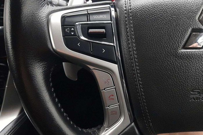 2022 Mitsubishi Pajero Sport GLS