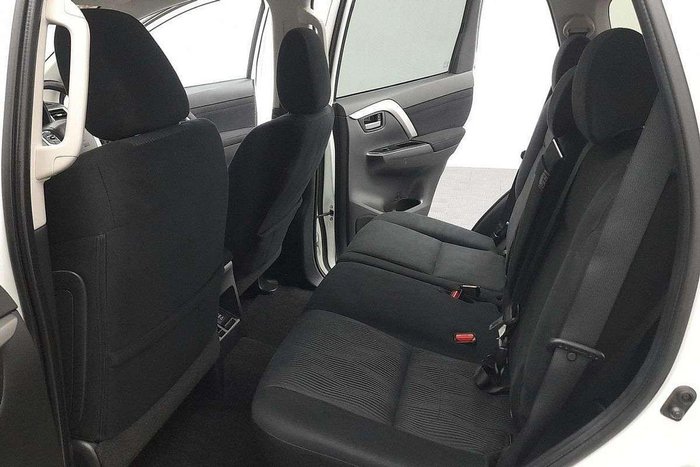 2022 Mitsubishi Pajero Sport GLS