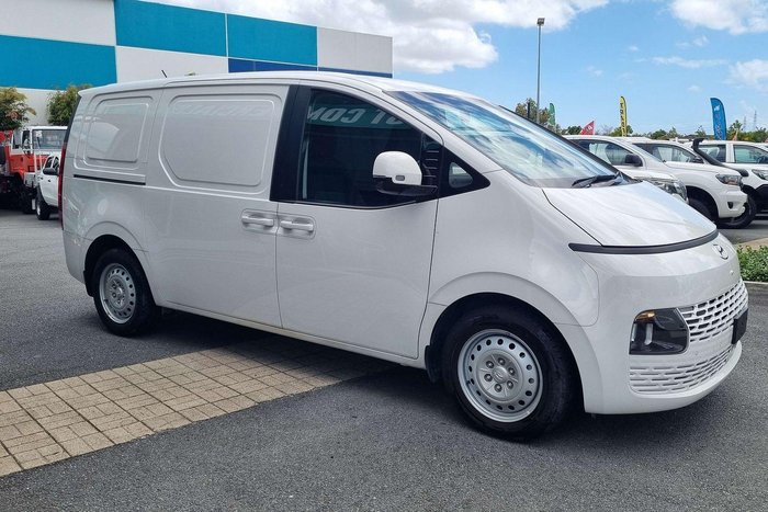 2022 Hyundai STARIA LOAD
