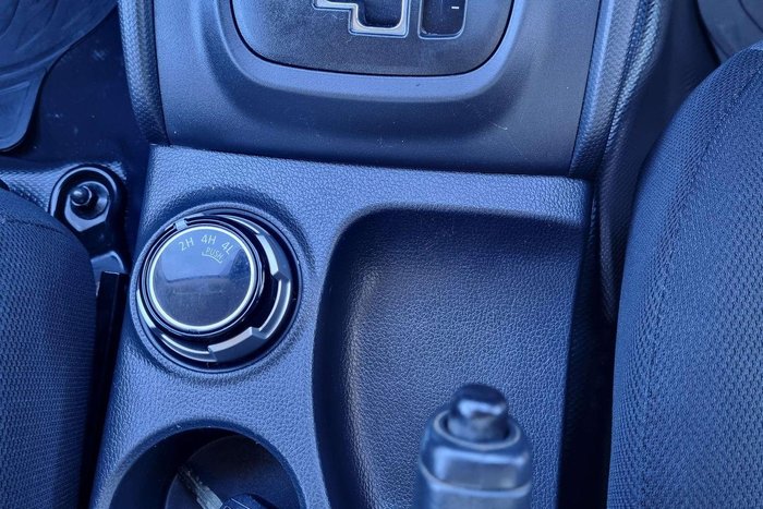 2022 Mitsubishi Triton GLX