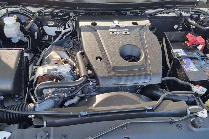 2022 Mitsubishi Triton GLX