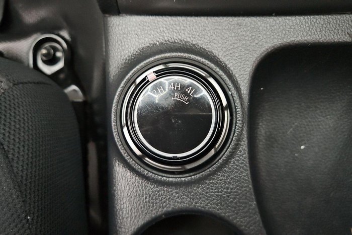 2022 Mitsubishi Triton GLX