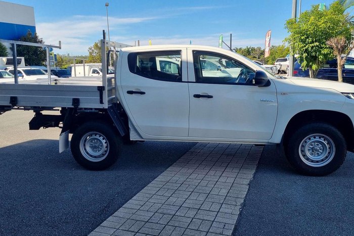2022 Mitsubishi Triton GLX